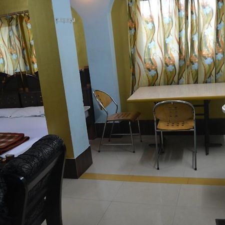 Kanchan Hotel Кота Екстер'єр фото